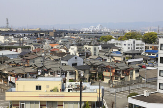 大阪の中心に位置する交通の要衝